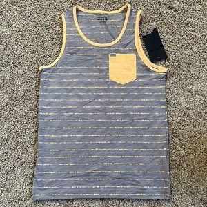 NWT Hurley tank top muscle shirt with front pocket size large